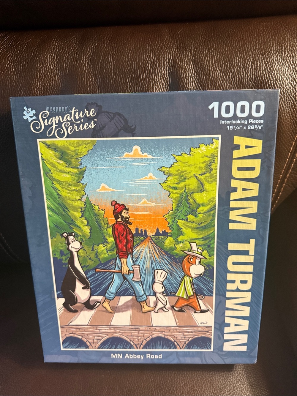 Maynard’s Signature Series MN Abbey Road.  1000 pieces.  Excellent condition